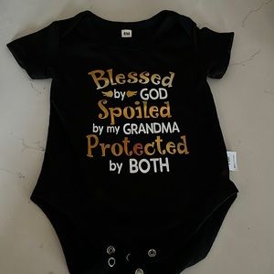 NWOT (Blessed by God, spoiled by Grandm… Protected by both) onsie 6mths